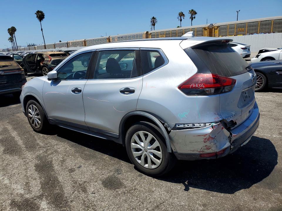 Photo 2 from auction – 2018 NISSAN ROGUE with VIN KNMAT2MT5JP535085