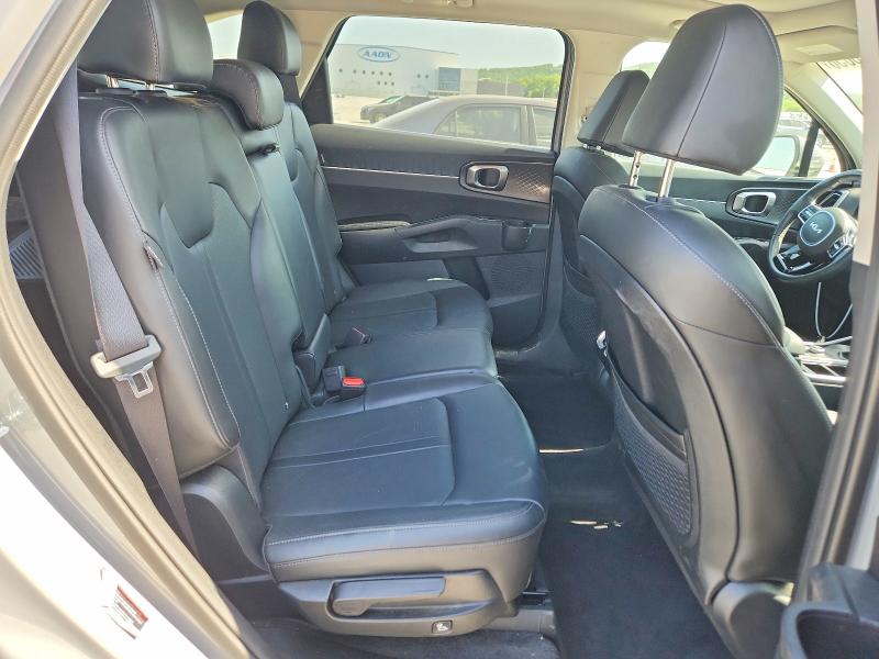 Photo 10 from auction – 2025 KIA SORENTO with VIN 5XYRL4JC2SG360317