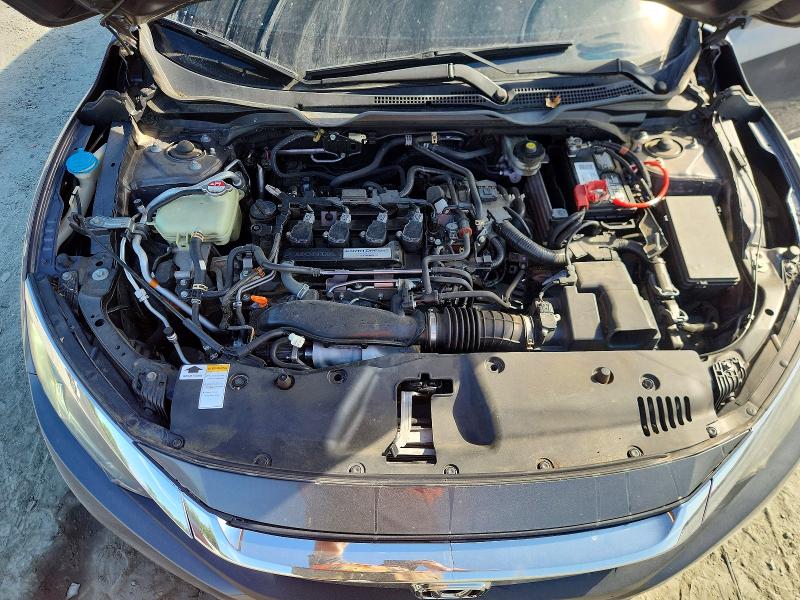 Photo 11 from auction – 2016 HONDA CIVIC with VIN 19XFC1F32GE006361