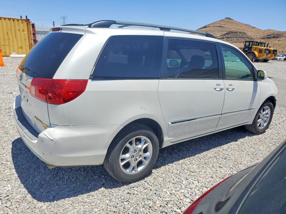 Photo 3 from auction – 2006 TOYOTA SIENNA with VIN 5TDBA22CX6S054856