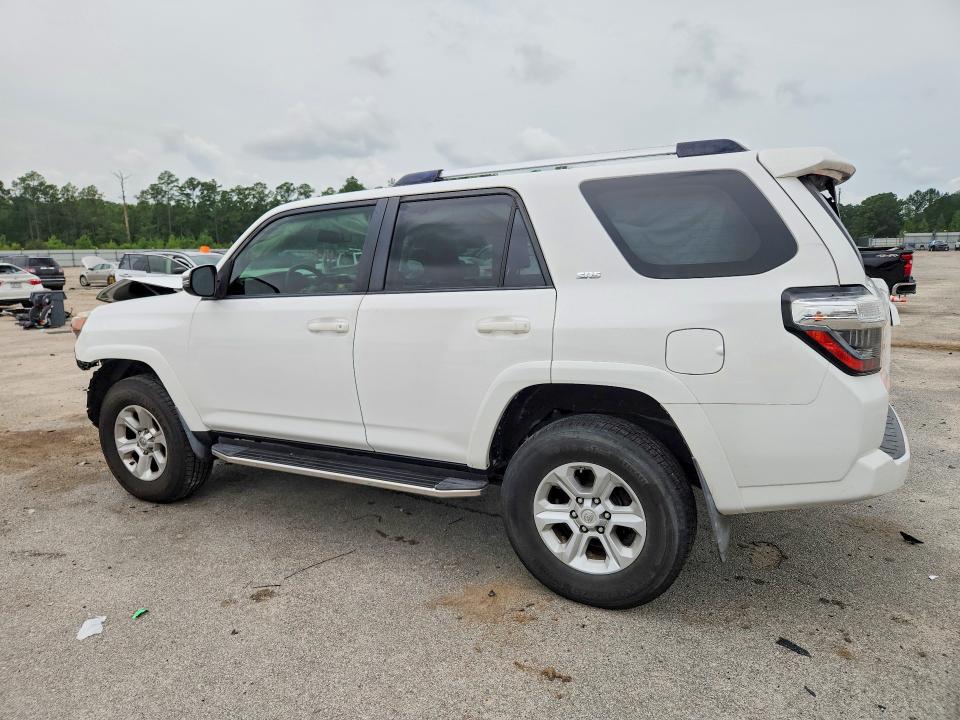 Photo 2 from auction – 2019 TOYOTA 4RUNNER with VIN JTEZU5JR1K5200599