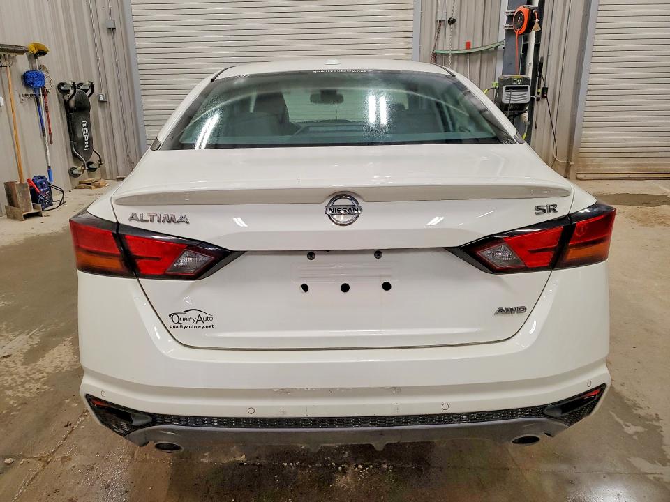 Photo 6 from auction – 2021 NISSAN ALTIMA with VIN 1N4BL4CW5MN315950