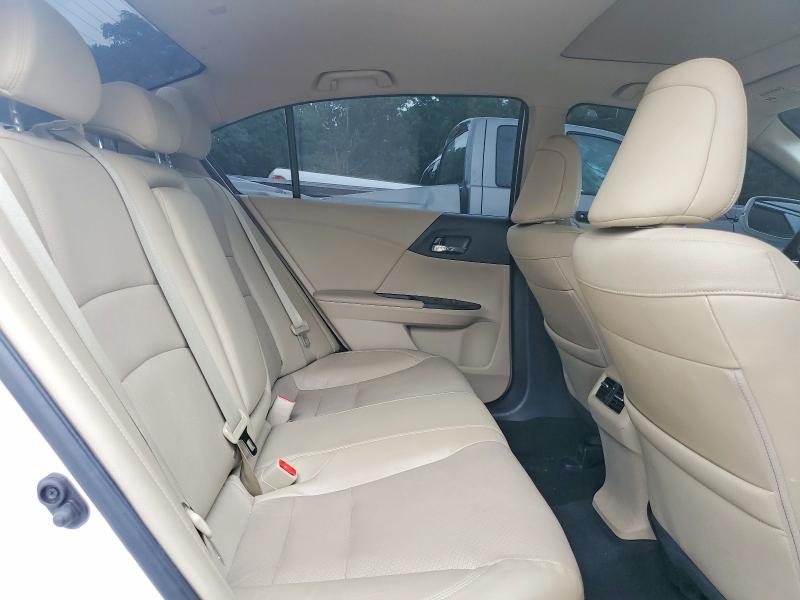 Photo 10 from auction – 2017 HONDA ACCORD with VIN 1HGCR3F93HA031390