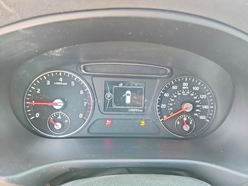 Photo 9 from auction – 2016 KIA SORENTO with VIN 5XYPGDA37GG063711