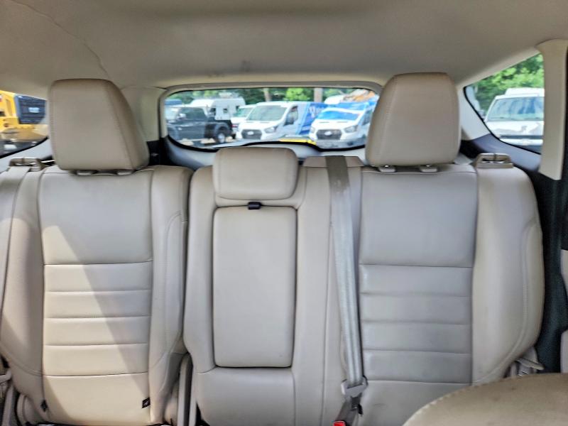 Photo 10 from auction – 2014 FORD ESCAPE with VIN 1FMCU9J9XEUE07807