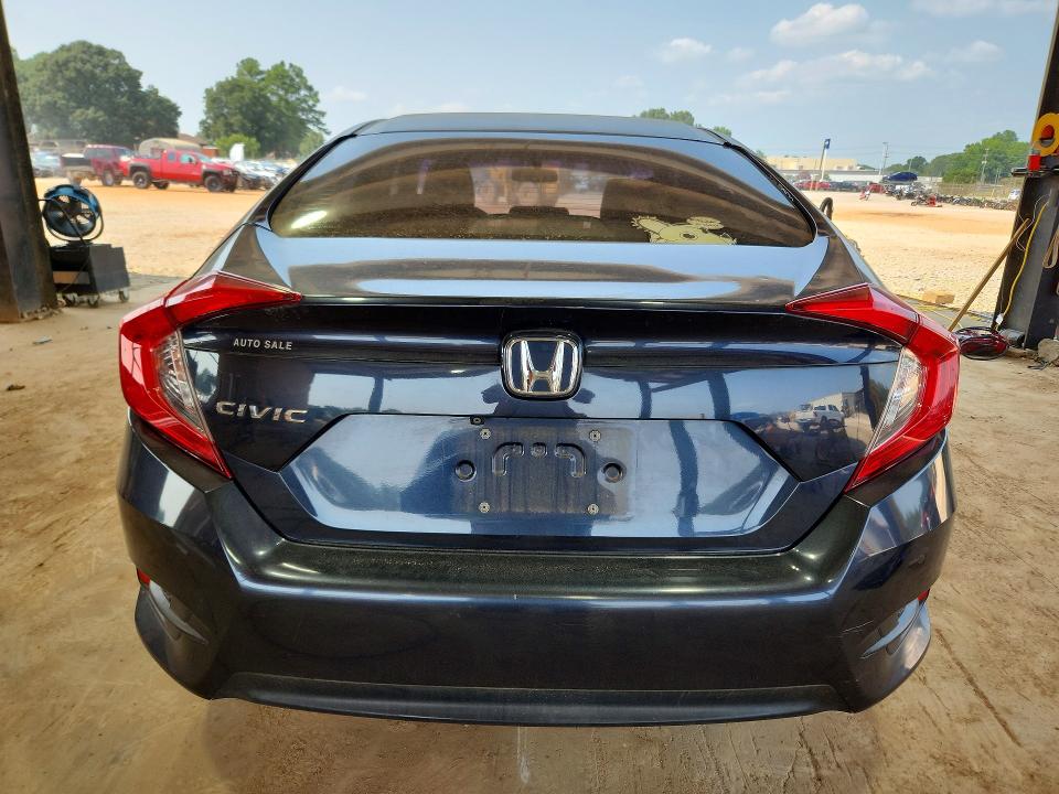 Photo 6 from auction – 2018 HONDA CIVIC with VIN 19XFC2F57JE016611
