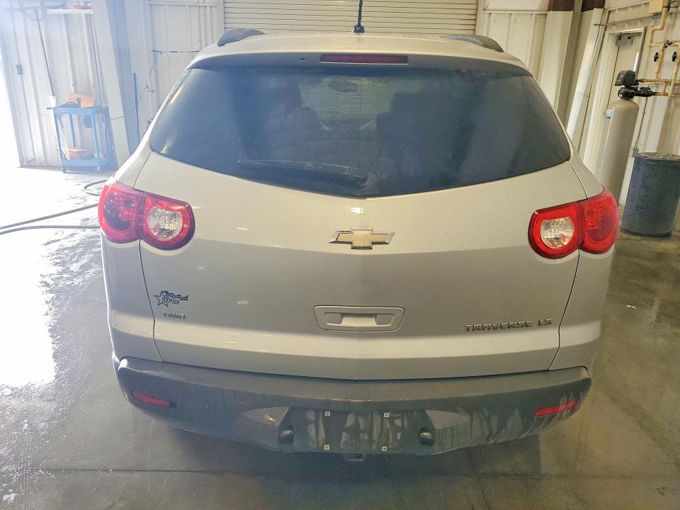 Photo 6 from auction – 2012 CHEVROLET TRAVERSE with VIN 1GNKVFED2CJ366167