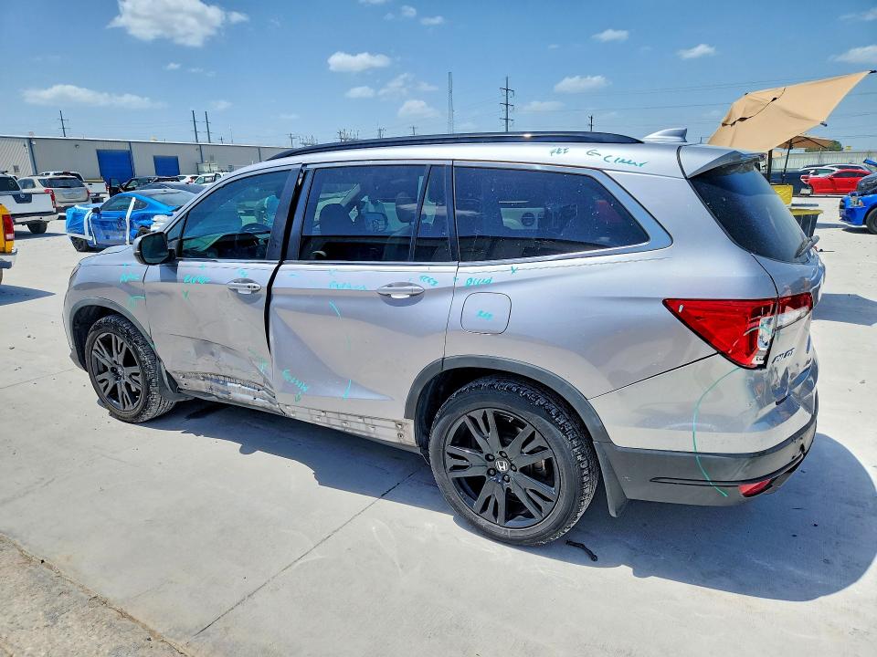 Photo 2 from auction – 2021 HONDA PILOT with VIN 5FNYF5H23MB029701