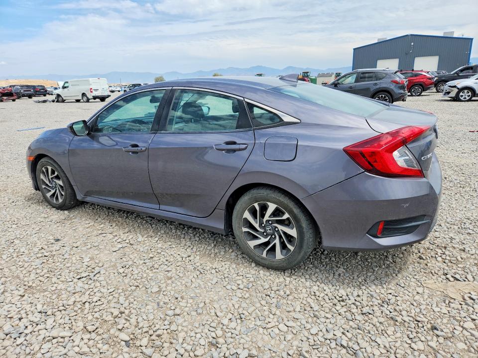 Photo 2 from auction – 2017 HONDA CIVIC with VIN 19XFC2F71HE006992