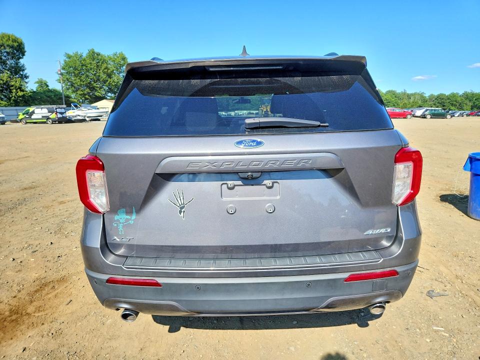 Photo 6 from auction – 2021 FORD EXPLORER with VIN 1FMSK8DH4MGA36641