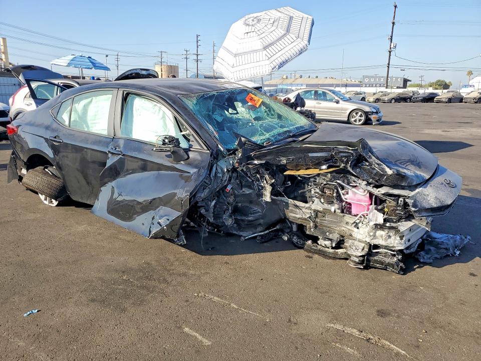 Photo 4 from auction – 2026 TOYOTA CAMRY with VIN 4T1DAACK3TU745609