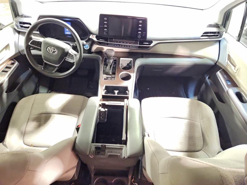 Photo 8 from auction – 2021 TOYOTA SIENNA with VIN 5TDKRKECXMS023723