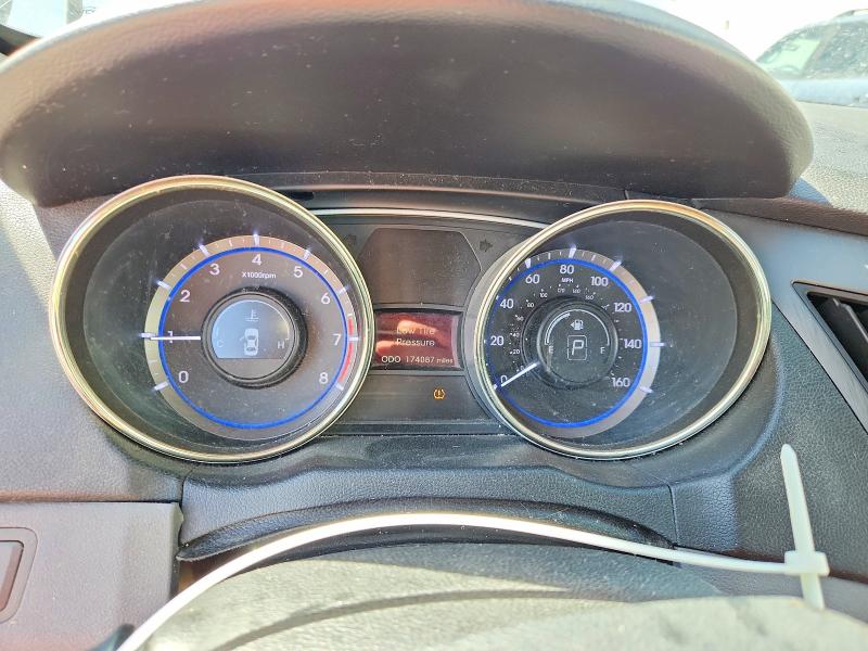 Photo 9 from auction – 2013 HYUNDAI SONATA with VIN 5NPEC4AB5DH561159