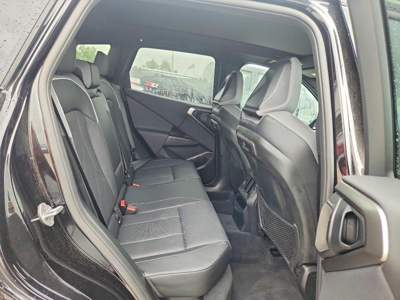 Photo 11 from auction – 2025 BMW X3 with VIN 5UX73GP03S9091735