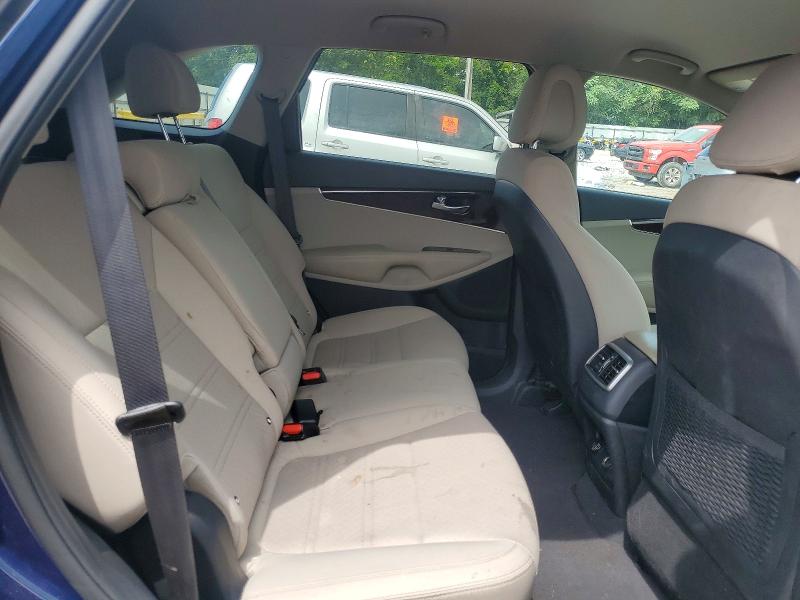 Photo 11 from auction – 2017 KIA SORENTO with VIN 5XYPG4A56HG210040