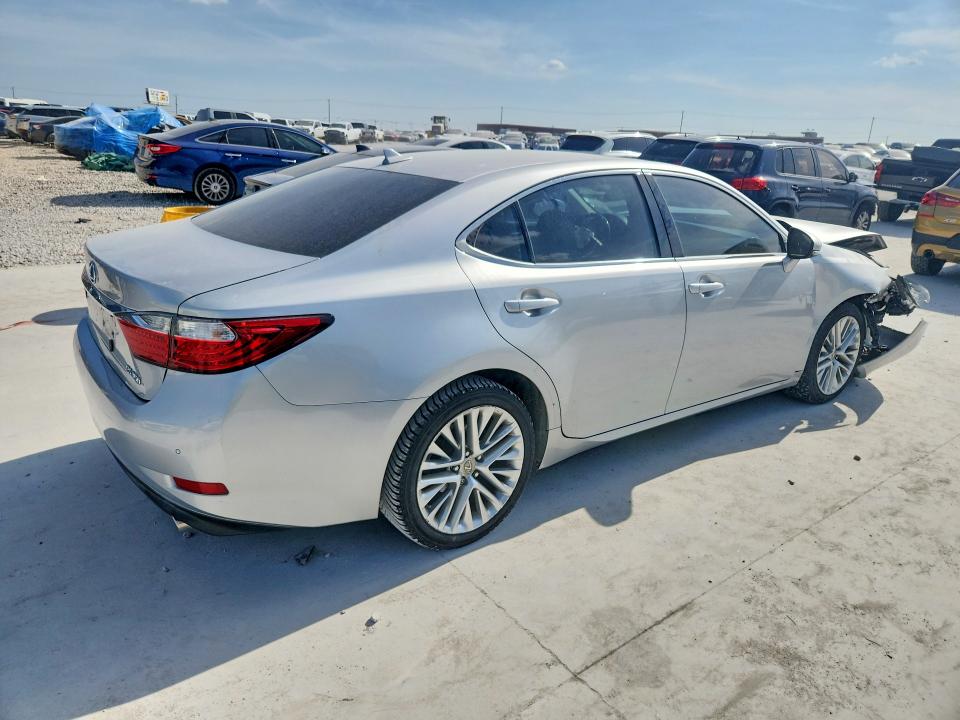 Photo 3 from auction – 2014 LEXUS ES with VIN JTHBK1GG1E2088417