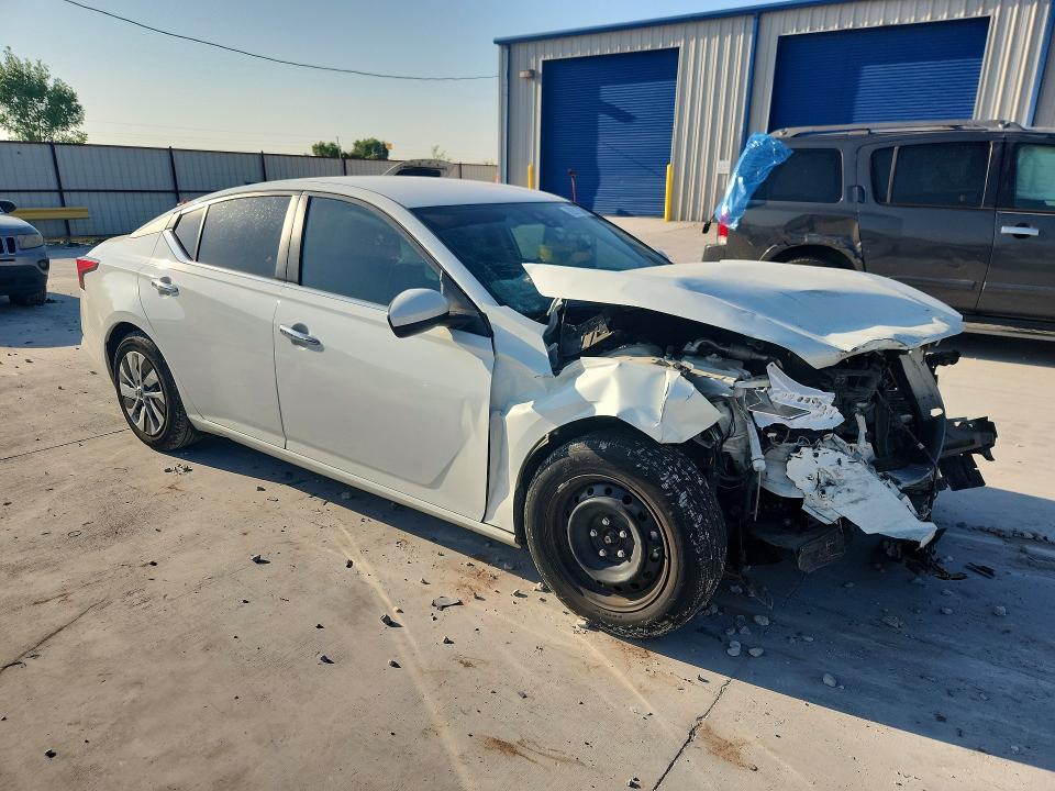 Photo 4 from auction – 2023 NISSAN ALTIMA with VIN 1N4BL4BV1PN383725