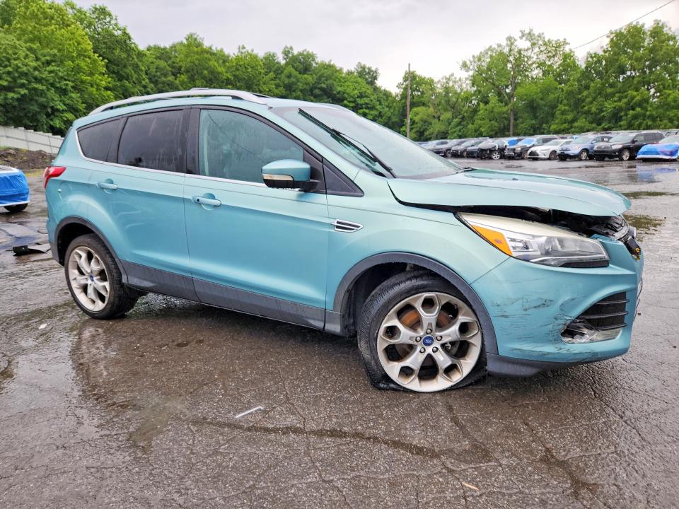 Photo 4 from auction – 2013 FORD ESCAPE with VIN 1FMCU9J95DUC32266