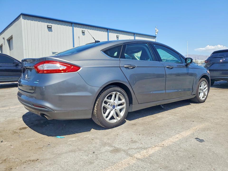 Photo 3 from auction – 2014 FORD FUSION with VIN 3FA6P0HD6ER291856