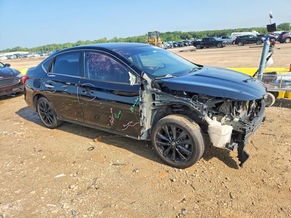 Photo 4 from auction – 2018 NISSAN SENTRA with VIN 3N1AB7AP5JY316040
