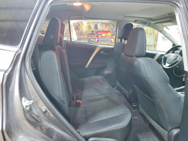 Photo 11 from auction – 2015 TOYOTA RAV4 with VIN 2T3RFREV1FW283026