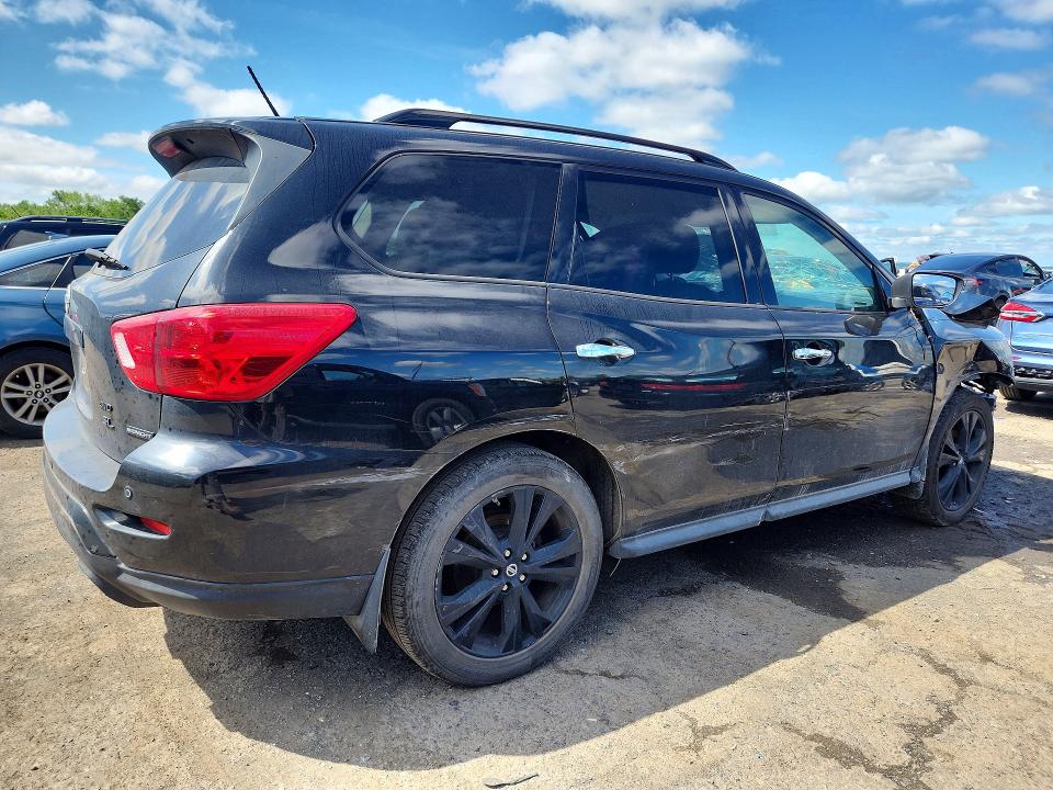 Снимка 3 от търг – 2018 NISSAN PATHFINDER с VIN 5N1DR2MM2JC657894