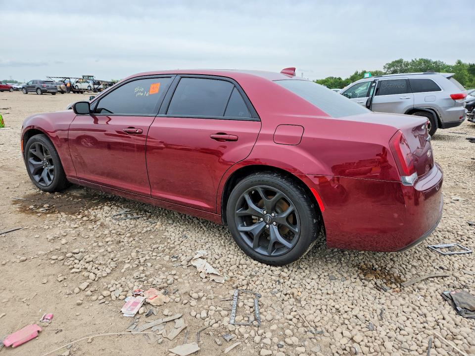 Photo 2 from auction – 2023 CHRYSLER 300 with VIN 2C3CCABG9PH562140