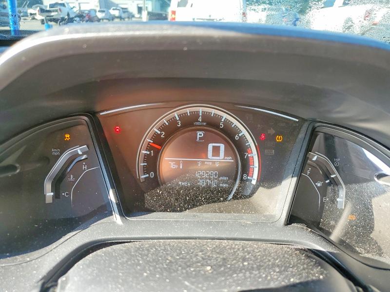 Photo 9 from auction – 2016 HONDA CIVIC with VIN 2HGFC2F50GH517533