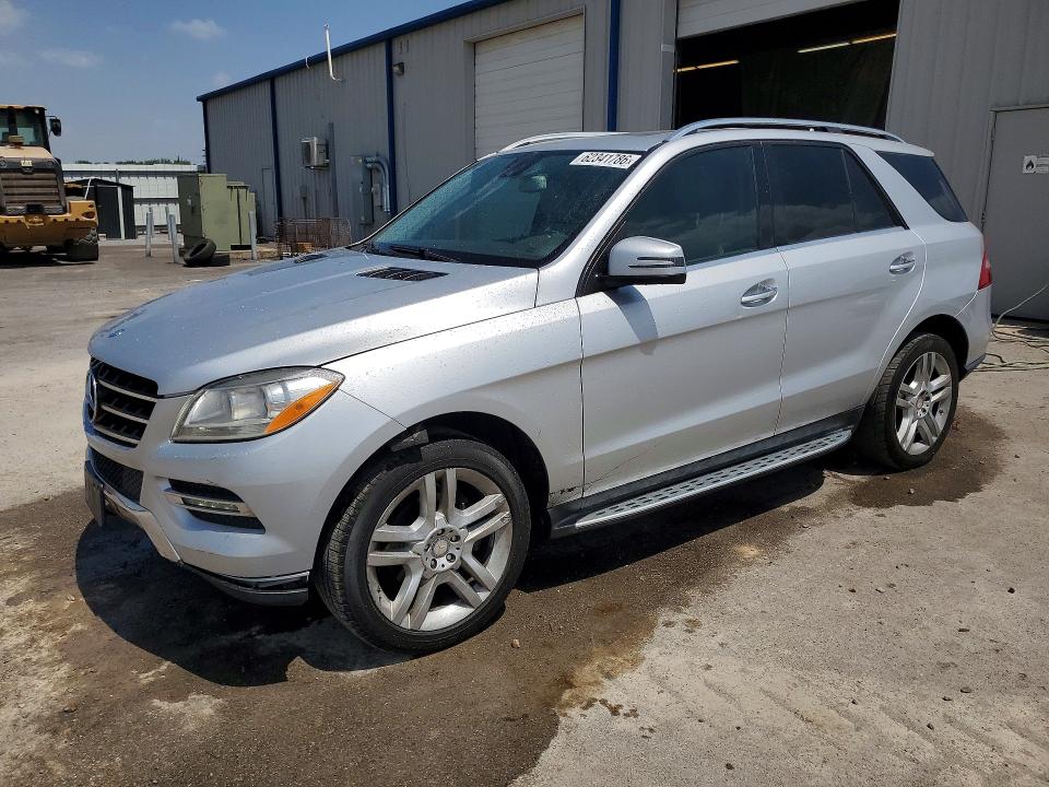 MERCEDES-BENZ ML 2015 with VIN 4JGDA5JB1FA562094 - Photo from auction