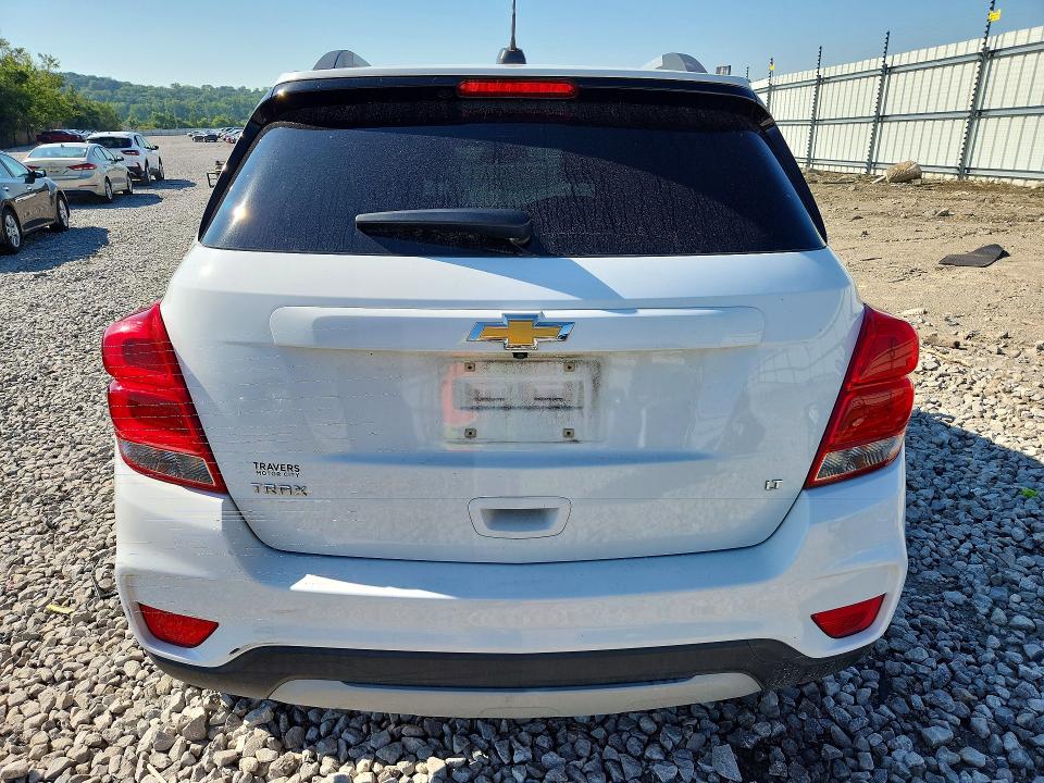 Photo 6 from auction – 2018 CHEVROLET TRAX with VIN KL7CJLSB6JB508969