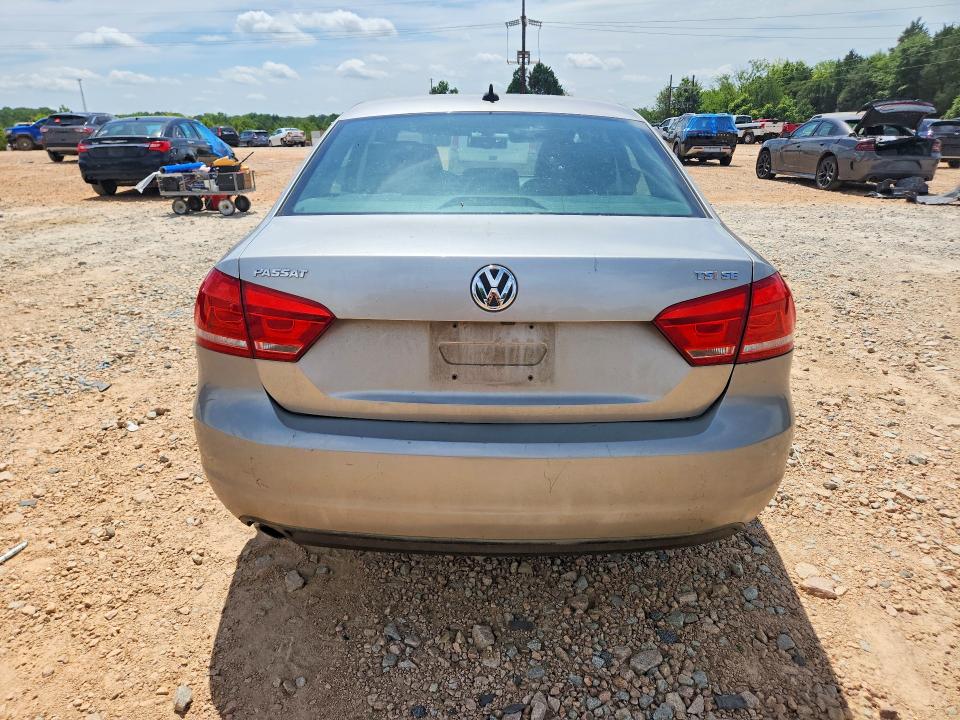 Photo 6 from auction – 2014 VOLKSWAGEN PASSAT with VIN 1VWBS7A37EC087595