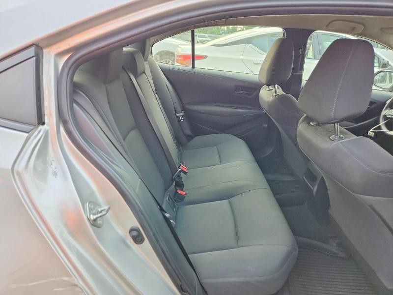 Photo 10 from auction – 2022 TOYOTA COROLLA with VIN JTDEAMDE1NJ050021