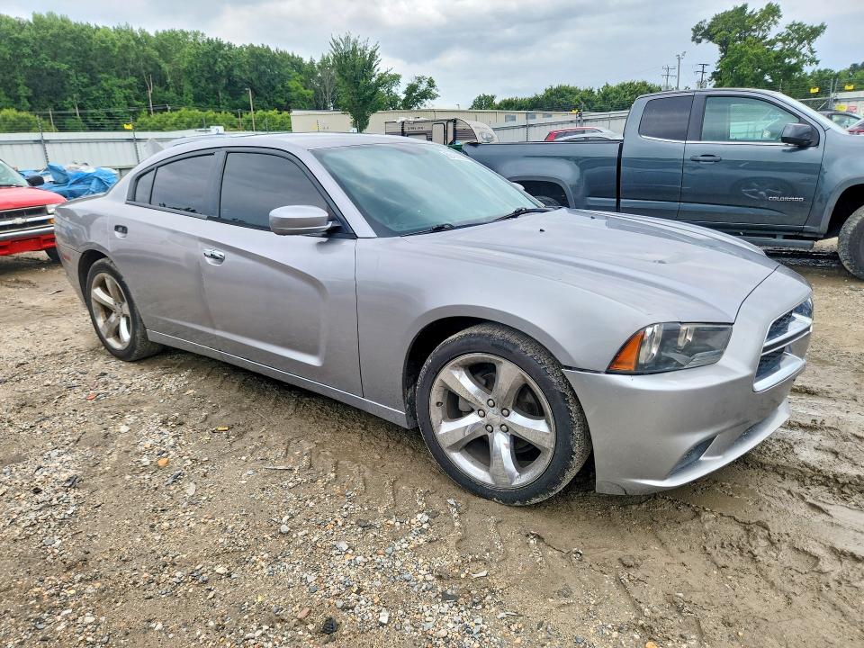 Zdjęcie 4 z aukcji – 2014 DODGE CHARGER z VIN 2C3CDXBG3EH281058