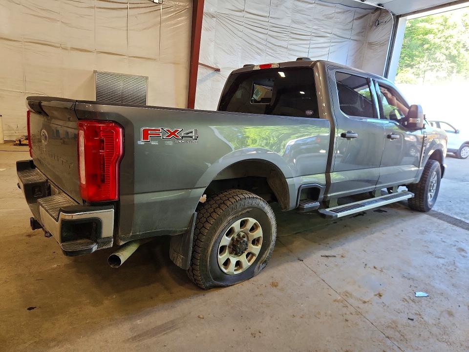 Photo 3 from auction – 2024 FORD F250 with VIN 1FT7W2BN8REF03177
