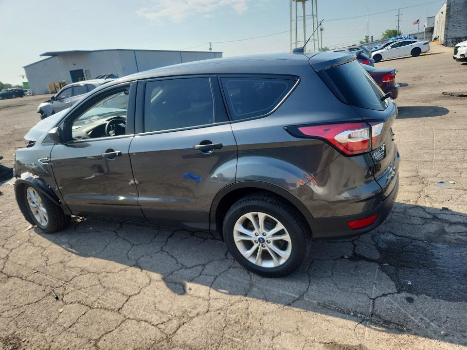 Photo 2 from auction – 2017 FORD ESCAPE with VIN 1FMCU0F79HUE21236