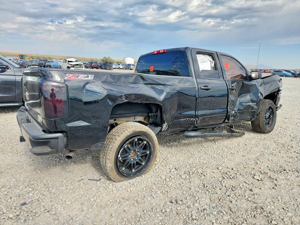Photo 3 from auction – 2016 CHEVROLET SILVERADO with VIN 1GCVKREC5GZ369725