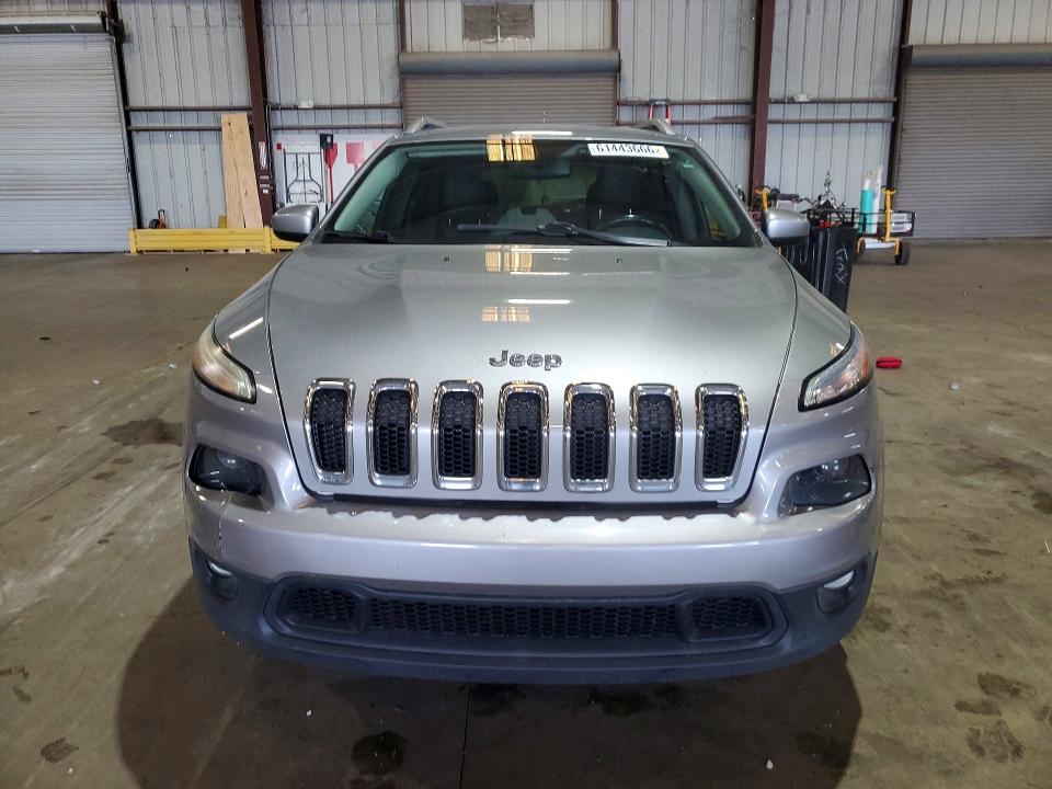 Photo 5 from auction – 2015 JEEP CHEROKEE with VIN 1C4PJMCS2FW735293