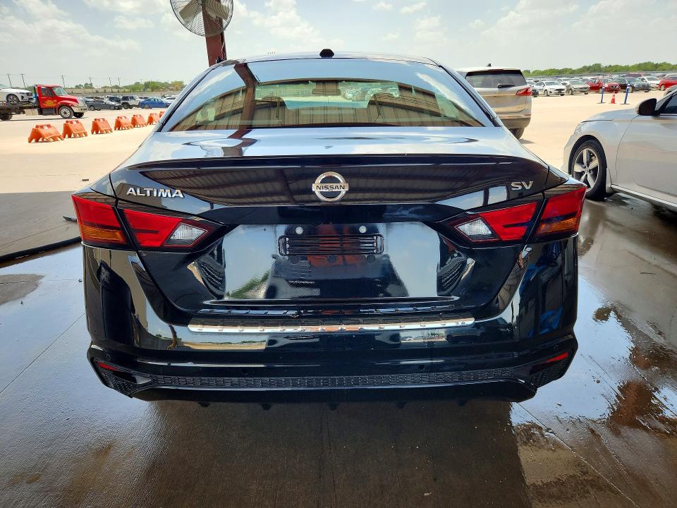 Photo 6 from auction – 2022 NISSAN ALTIMA with VIN 1N4BL4DV6NN330481