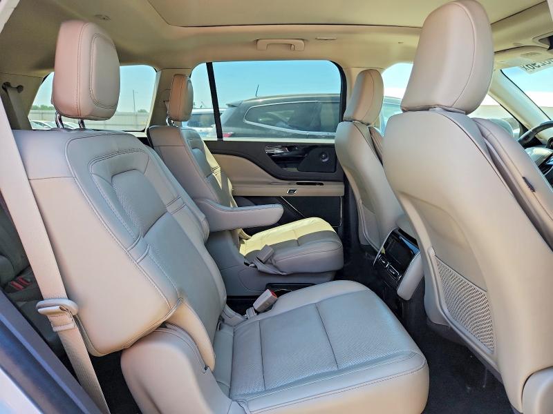 Photo 11 from auction – 2021 LINCOLN AVIATOR with VIN 5LM5J7XC3MGL14629