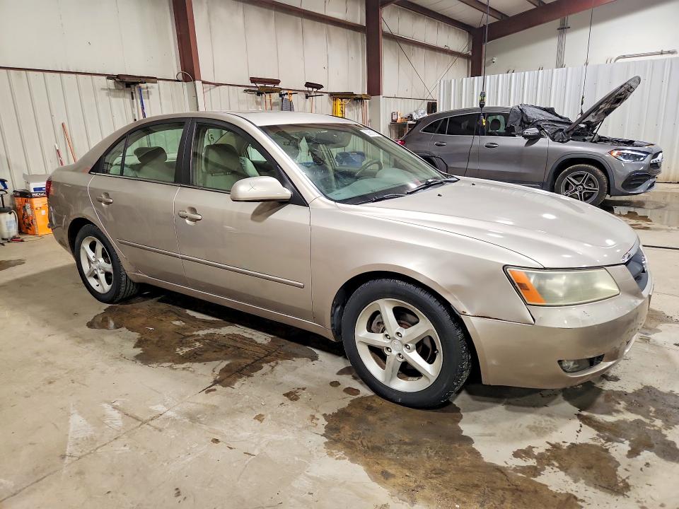 Photo 4 from auction – 2007 HYUNDAI SONATA with VIN 5NPEU46F17H207037