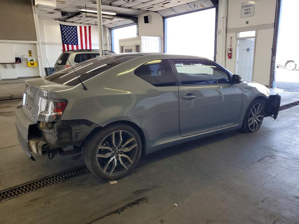 Photo 3 from auction – 2014 SCION TC with VIN JTKJF5C75E3079107