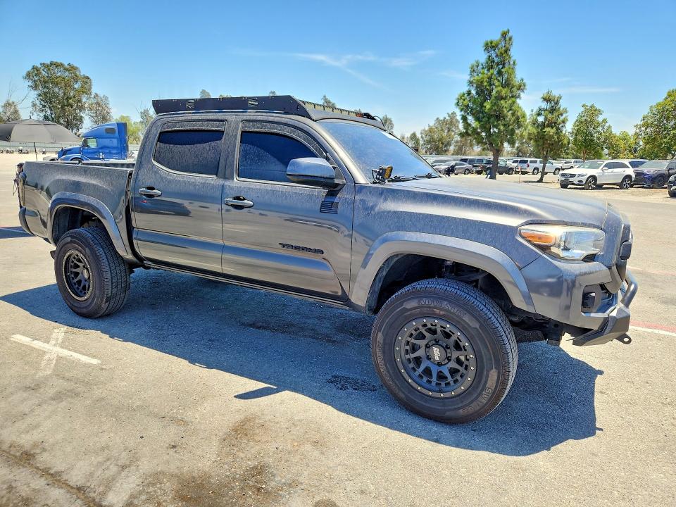 Photo 4 from auction – 2017 TOYOTA TACOMA with VIN 3TMAZ5CN8HM052466