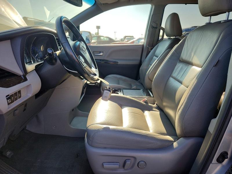 Photo 7 from auction – 2016 TOYOTA SIENNA with VIN 5TDYK3DC0GS761329