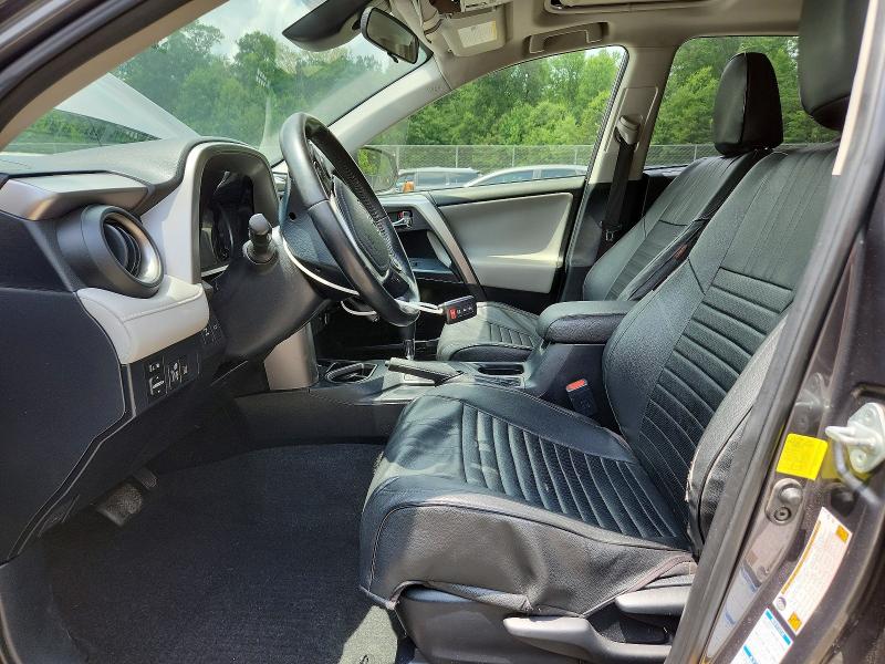 Zdjęcie 7 z aukcji – 2017 TOYOTA RAV4 z VIN JTMRFREV4HJ716842