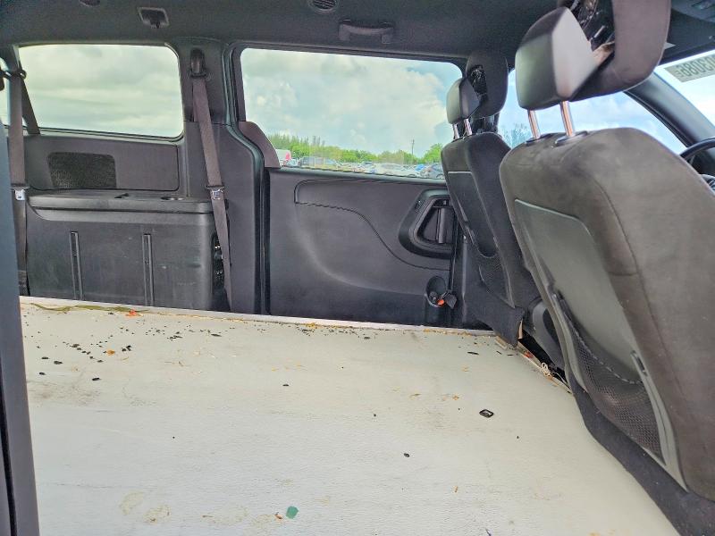 Photo 11 from auction – 2015 DODGE GRAND CARAVAN with VIN 2C4RDGCG2FR531034