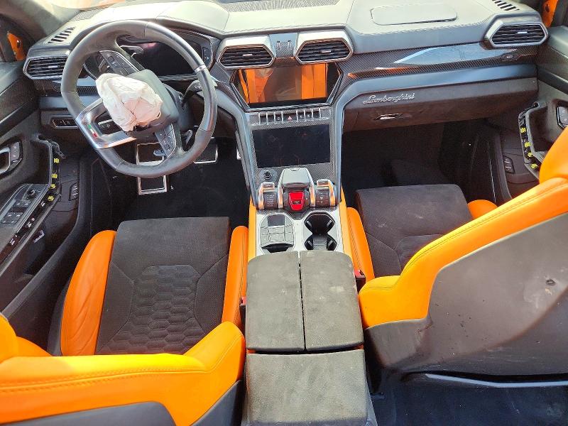 Photo 8 from auction – 2022 LAMBORGHINI URUS with VIN ZPBUA1ZL2NLA21237