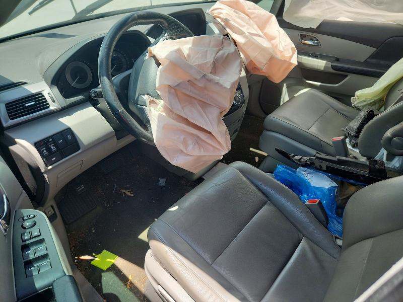 Photo 8 from auction – 2015 HONDA ODYSSEY with VIN 5FNRL5H69FB028779