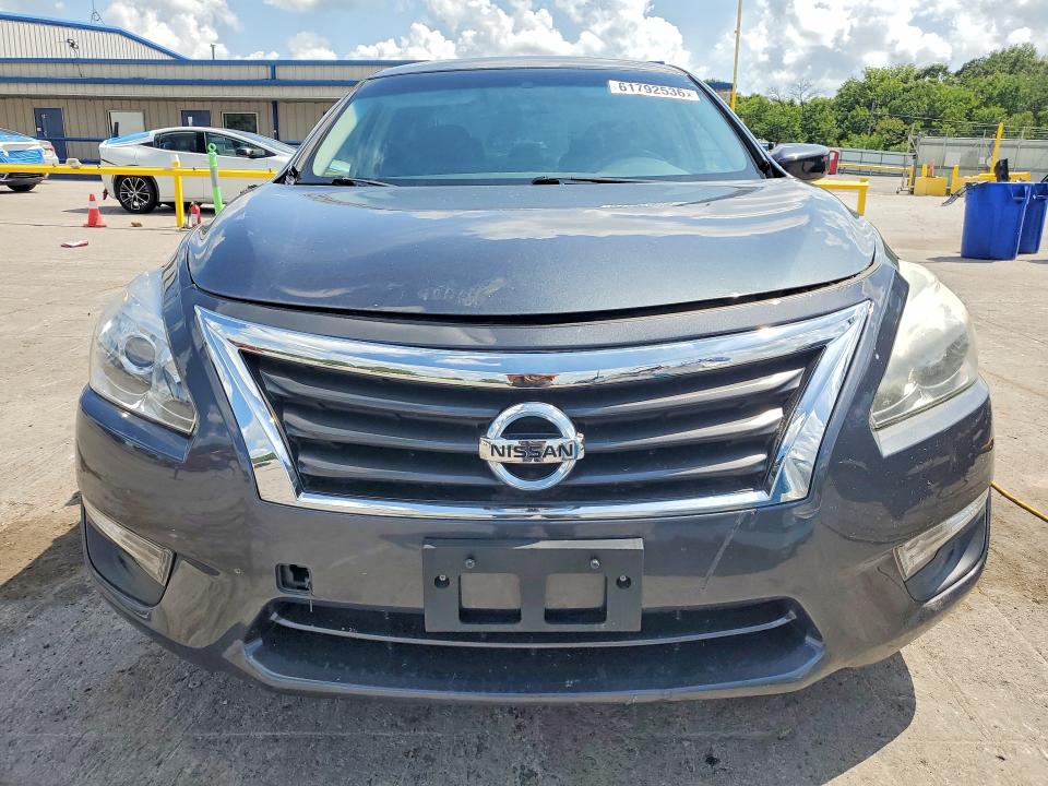 Photo 5 from auction – 2013 NISSAN ALTIMA with VIN 1N4AL3AP1DN411706
