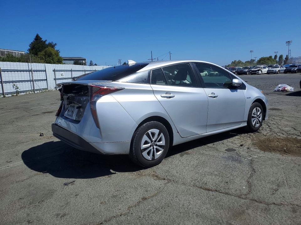 Photo 3 from auction – 2016 TOYOTA PRIUS with VIN JTDKARFU7G3514196