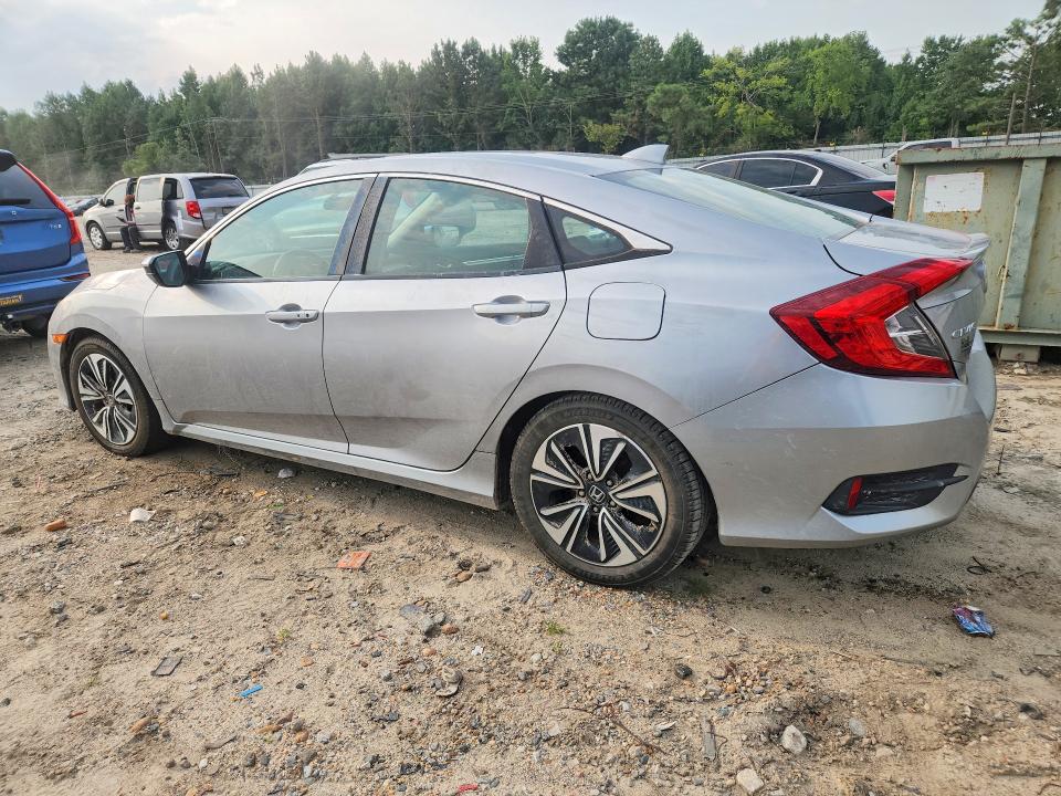 Photo 2 from auction – 2016 HONDA CIVIC with VIN 19XFC1F38GE017641